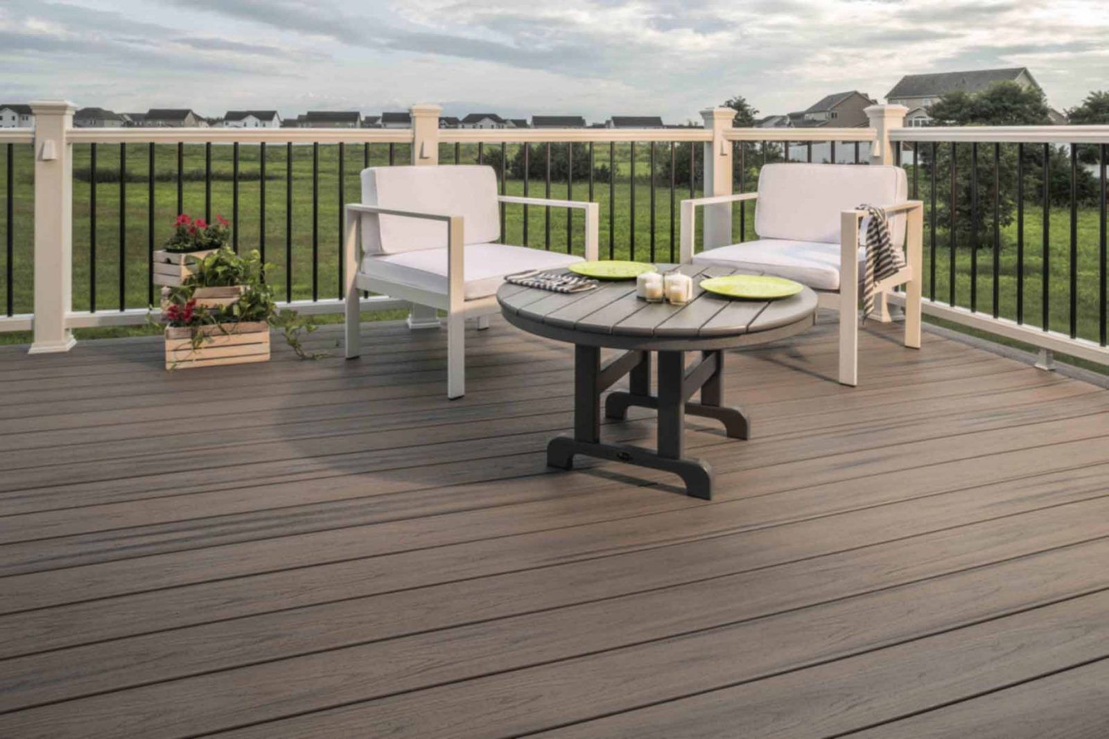 Trex Decking, Railing & Lighting