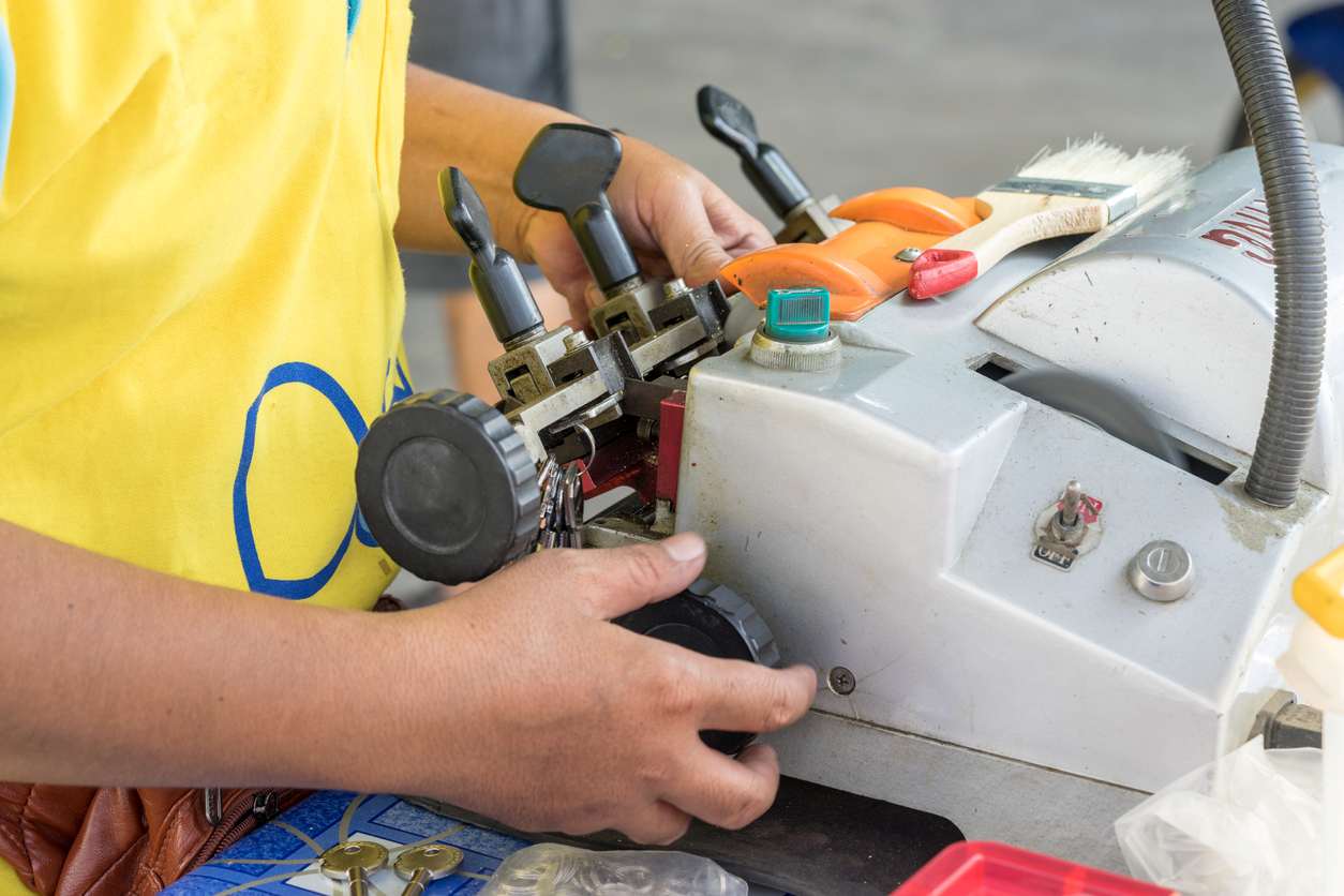 Key Copying  Curtis Lumber